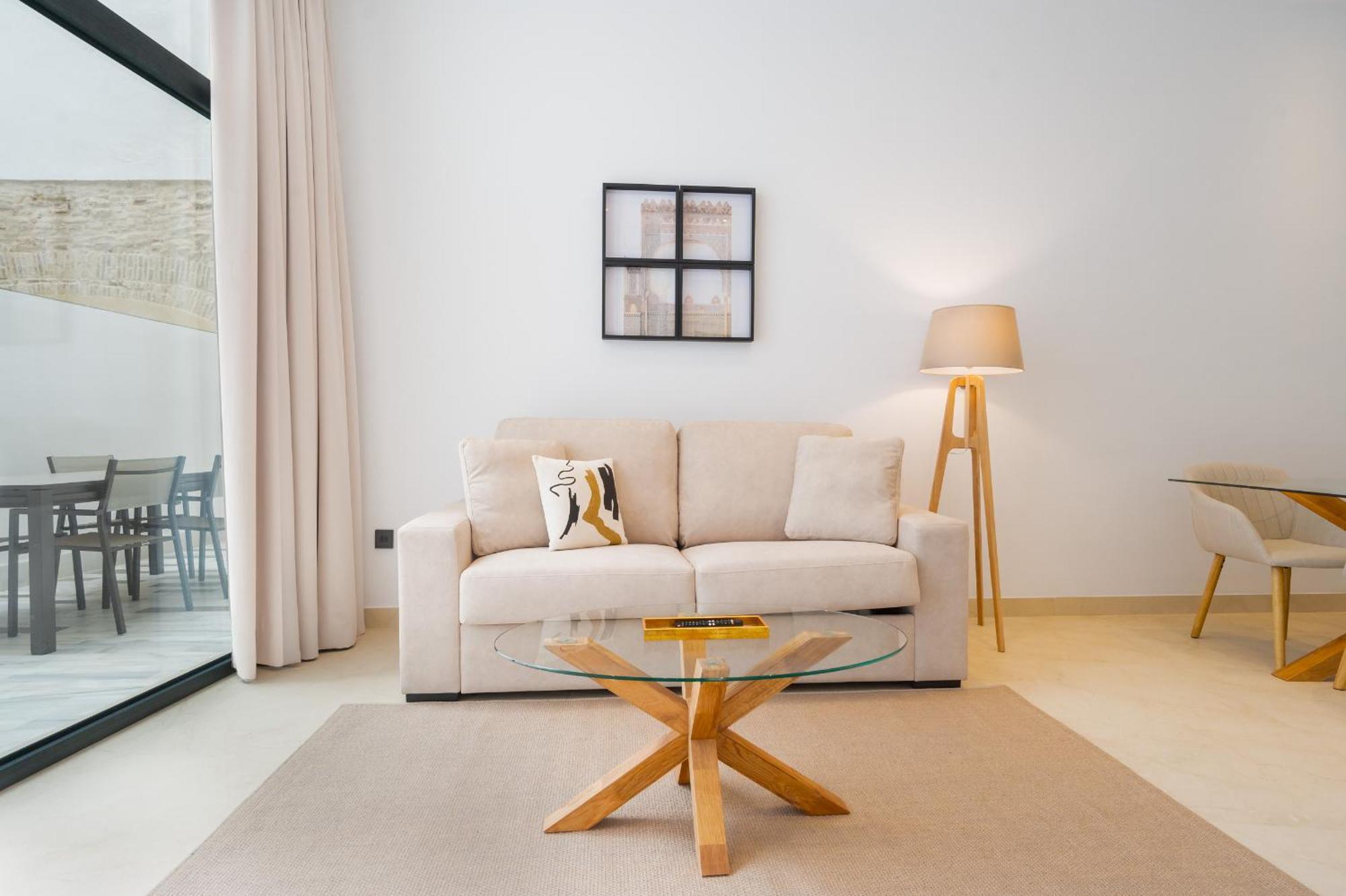 New Design Apartment - Private Patio - Gallos 2 Севиля Екстериор снимка
